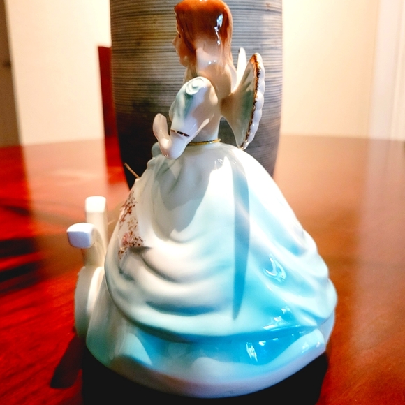 Sweet Sixteen - Picture 5 of 8